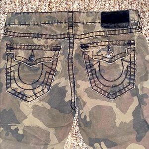 Camo True Religion Jeans Cut bottoms